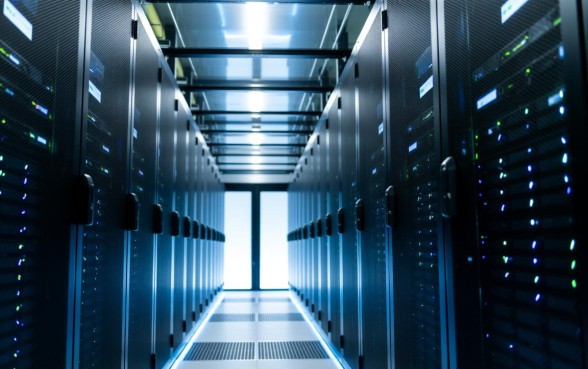 不还信用卡被起诉直系亲属会知道吗