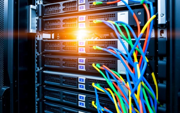 18岁急用钱怎么借5000