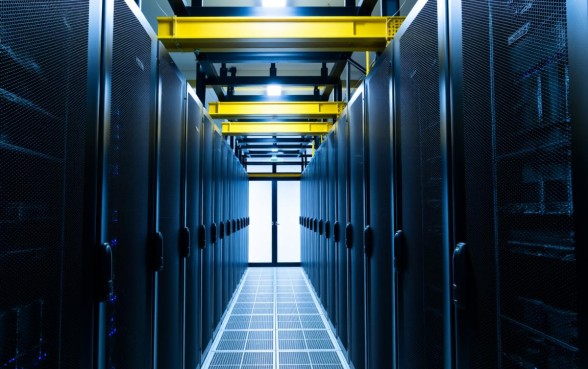 上传身份证照片必下款的口子是真的吗